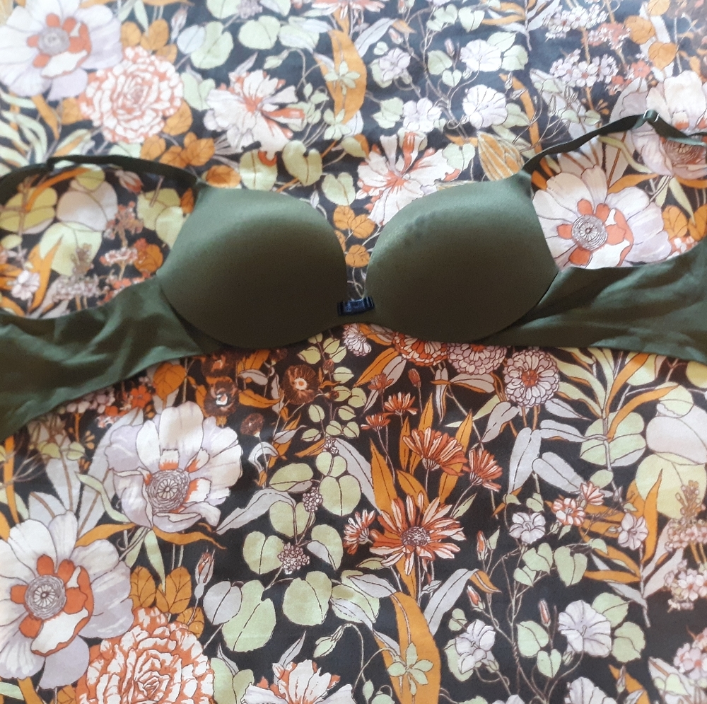 🌙5/$15 Olive Green Bra